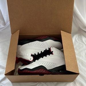 Jordan Lift Off
White Gym Red